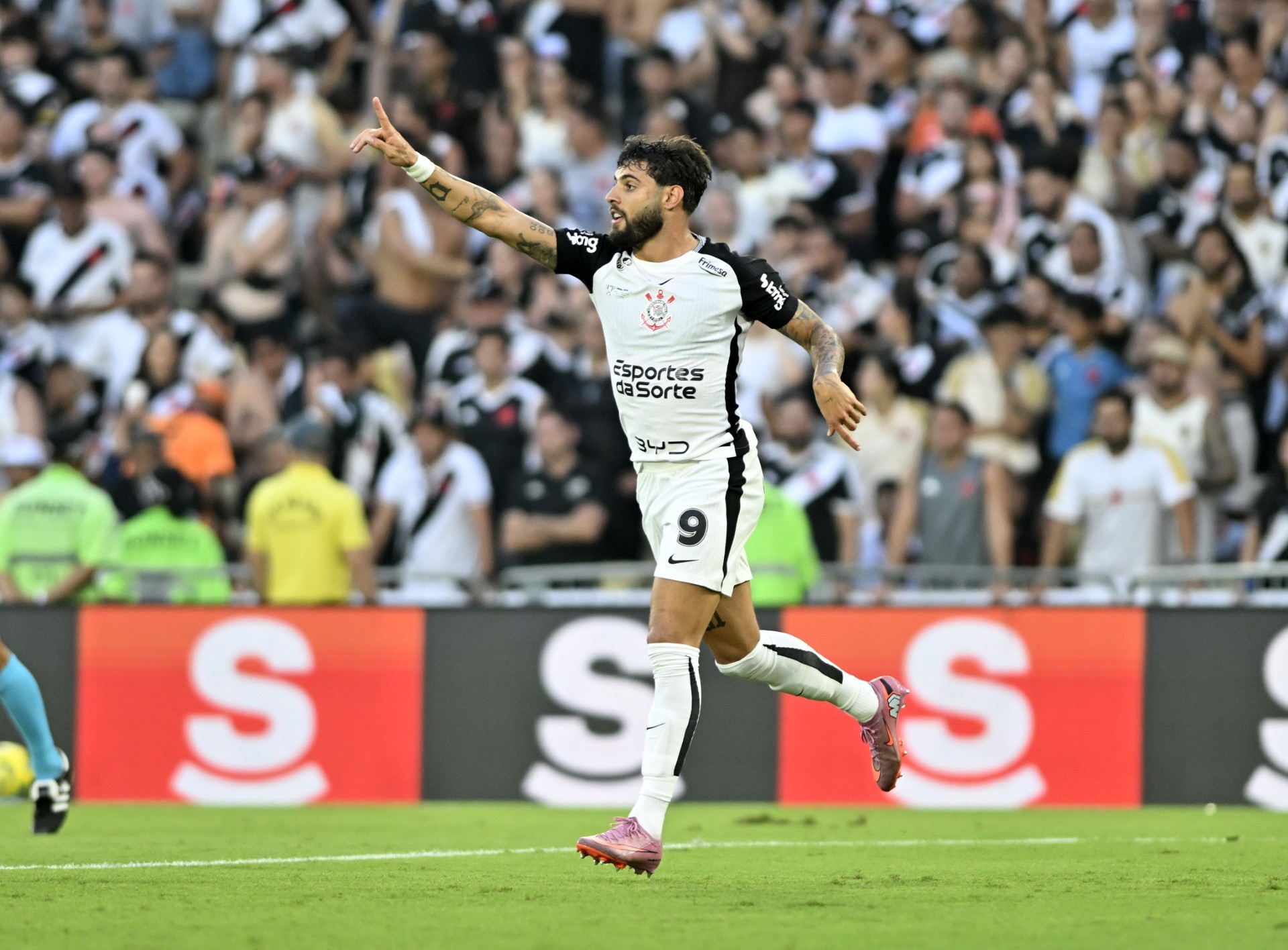 Yuri Alberto se emociona com título do Corinthians e afirma: 
