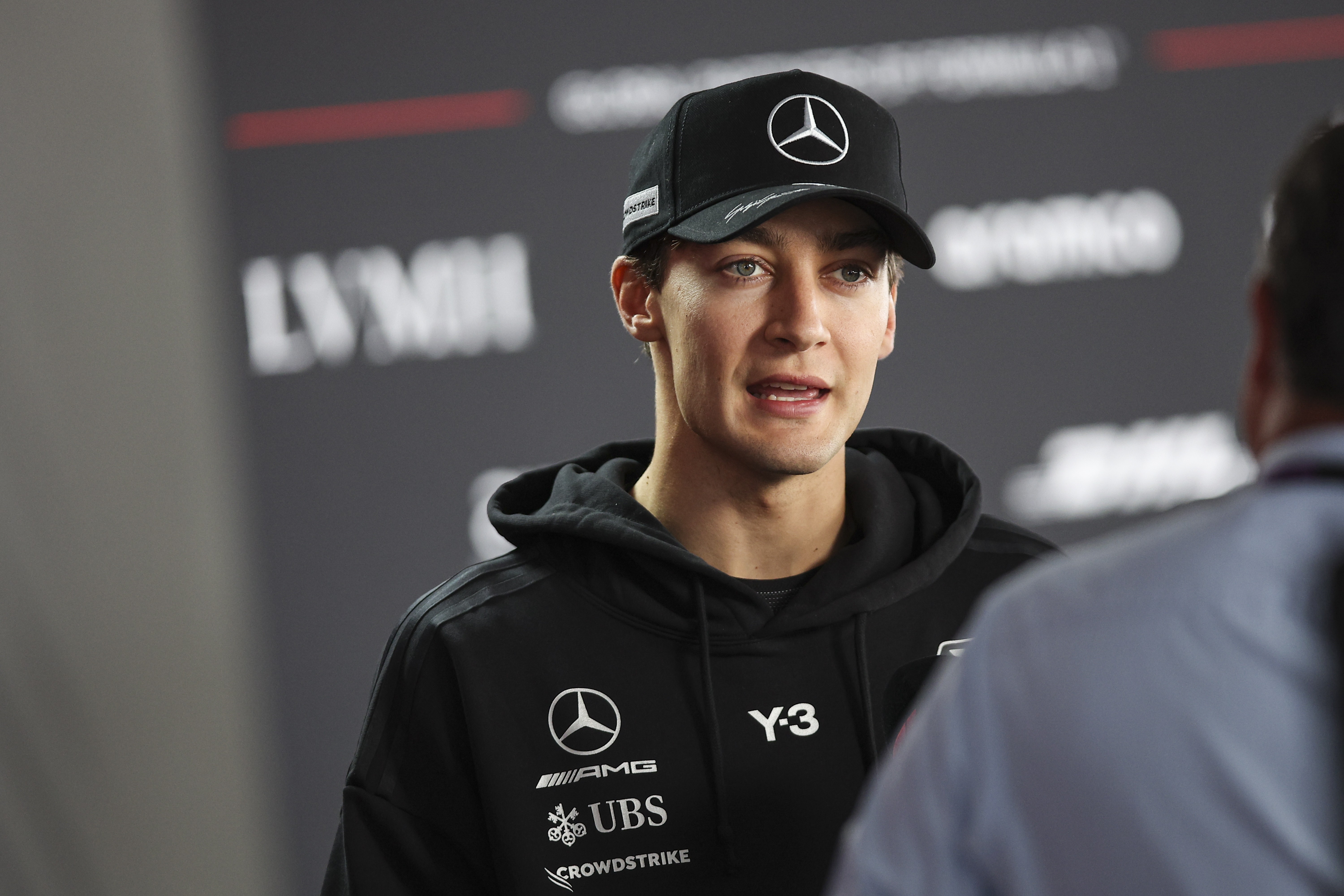 Russell diz que entenderia possível saída de Verstappen da F1