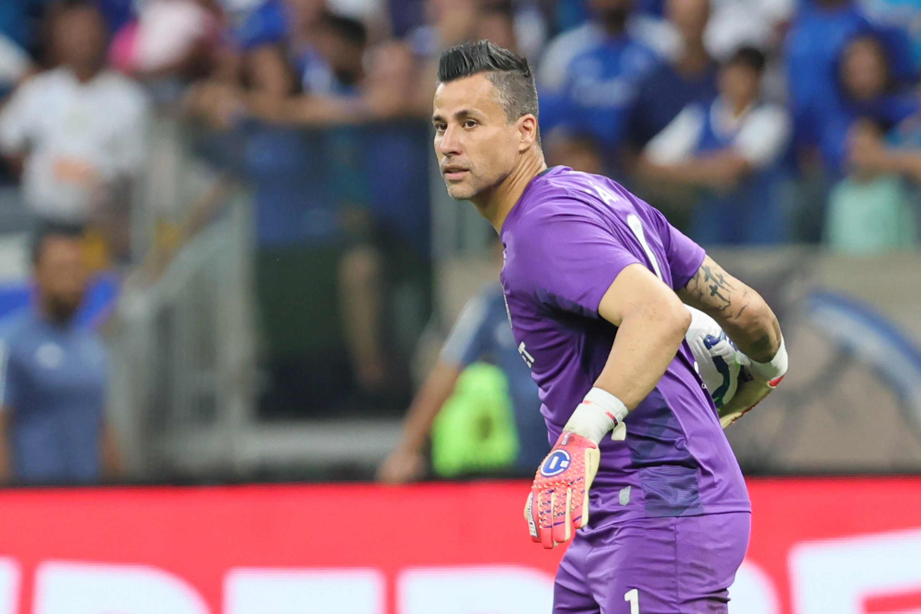 Aos 45, Fábio, do Fluminense, faz história ao jogar as 38 rodadas | Ge