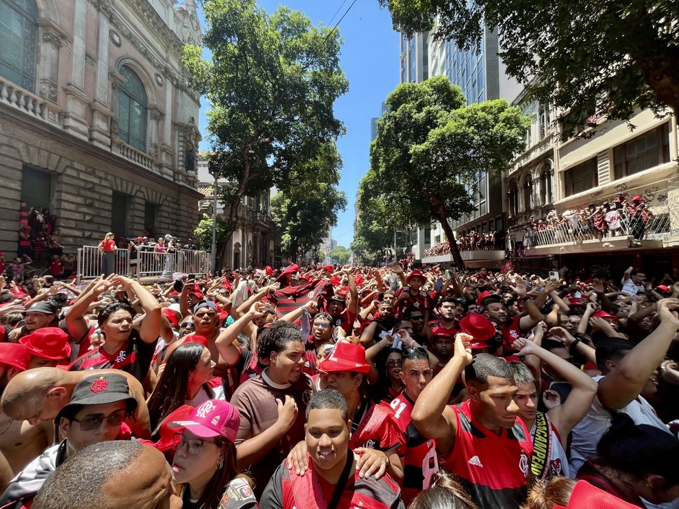 Torcida do Flamengo festa Libertadores Rio de Janeiro — Foto: André Durão