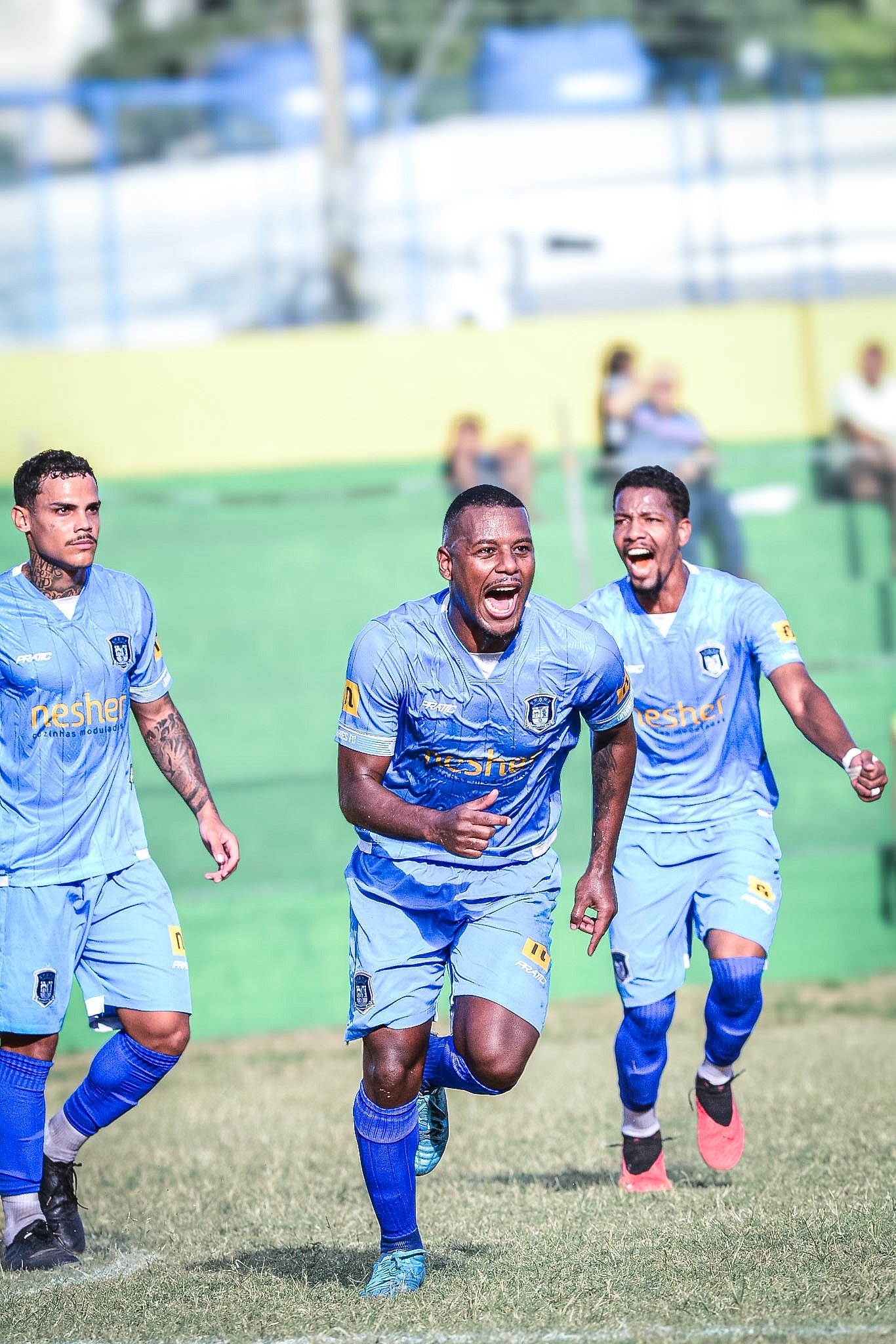 Final da Copa? Torcedores escolhem assistir jogo da Série B do Campeonato Capixaba