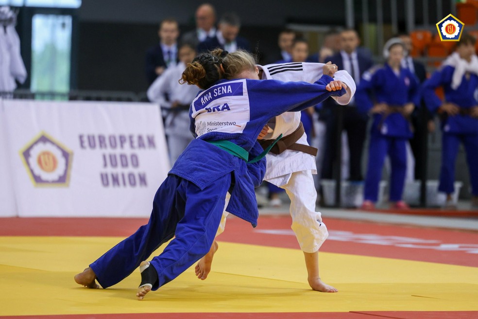 Ana Paula Sena conquistou bronze na Polônia — Foto: Divulgação