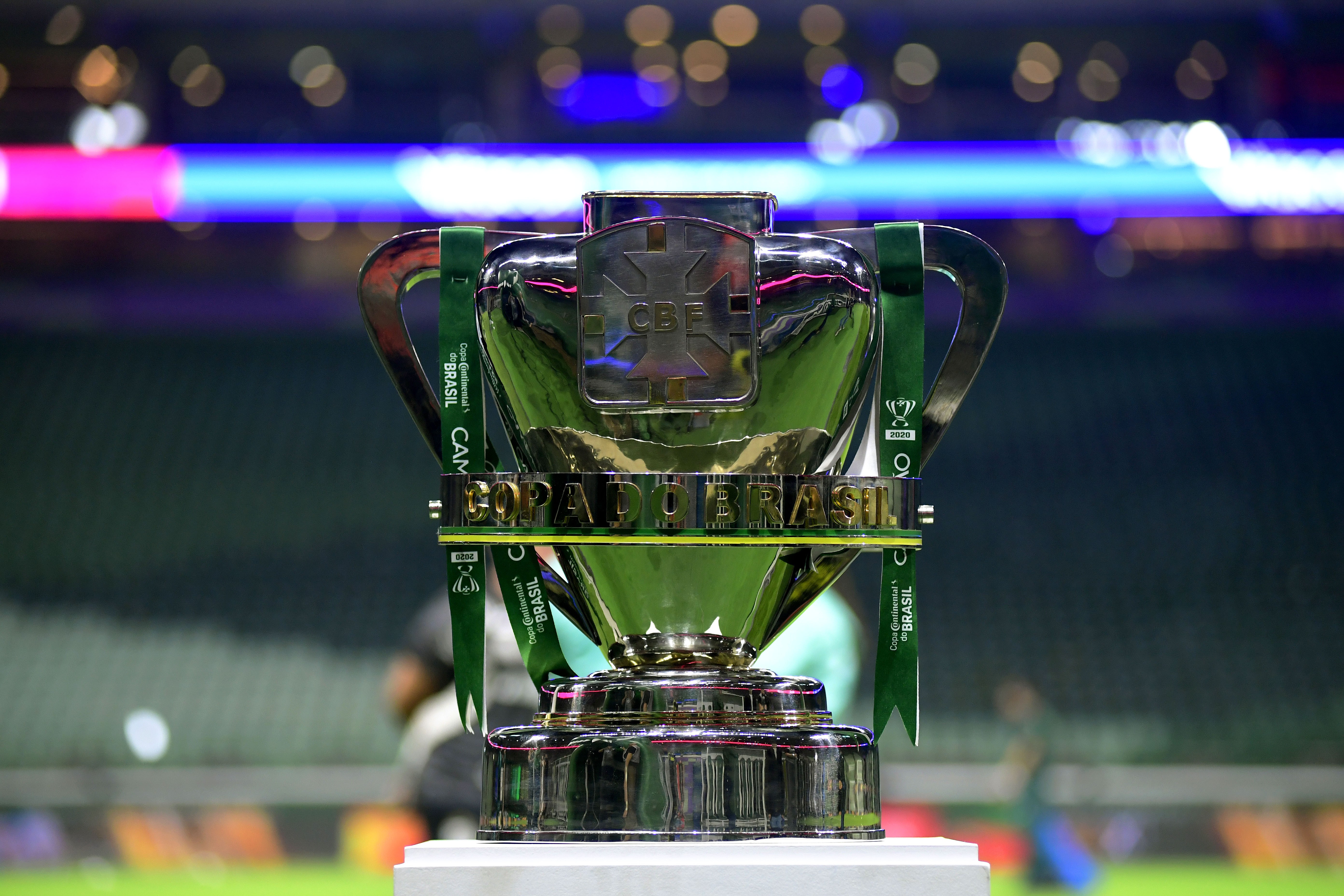 Copa do Brasil vira esperança do Vasco na temporada em meio ao risco no Brasileirão e à eliminação na Sula
