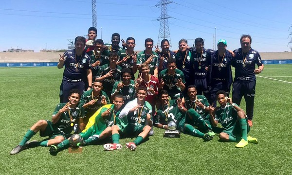 Palmeiras deve homenagear time campeão do Mundial sub-17 na 4ª