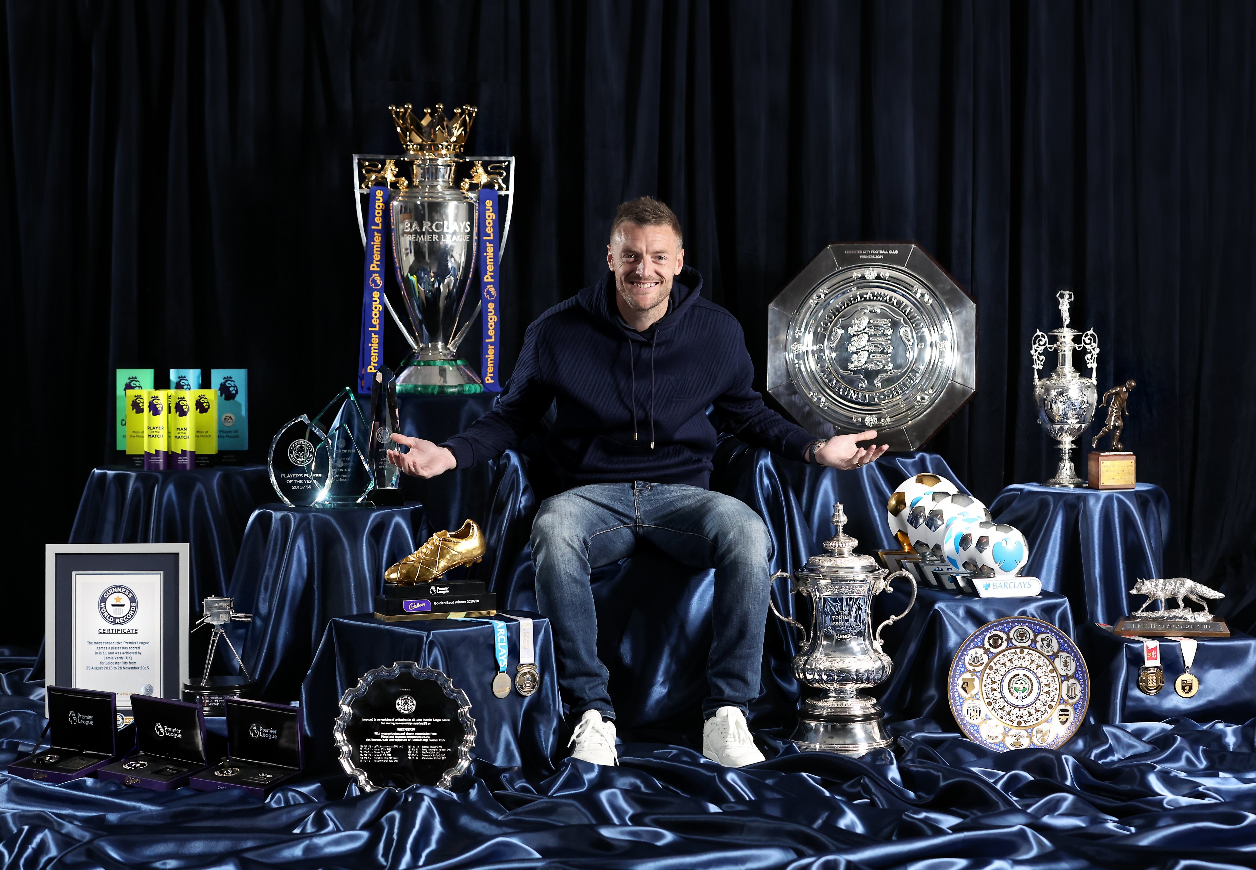 Leicester anuncia saída de Vardy: 