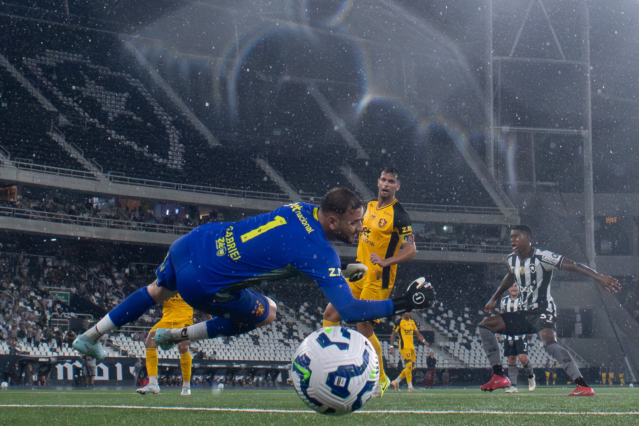 Botafogo volta a reverter desvantagem de dois gols após três anos; última vez havia sido na 