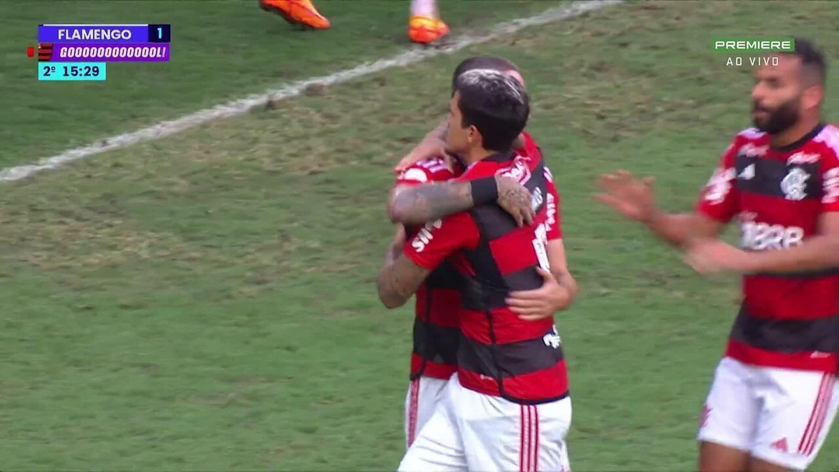 O melhor time do Brasil, hoje, é o Flamengo A. O segundo melhor é o  Flamengo B', afirma Mano