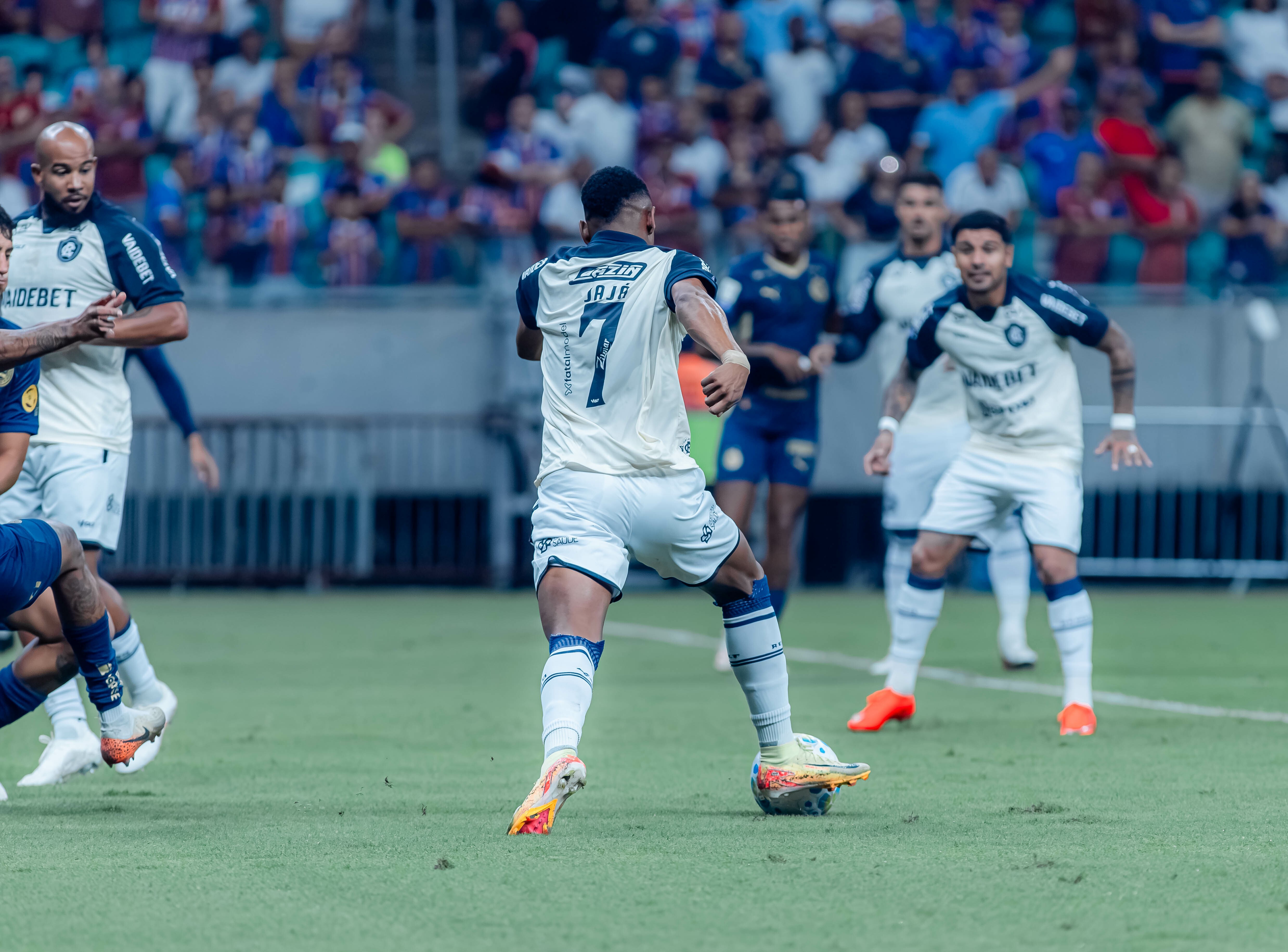 Remo terá cinco desfalques e dois retornos contra o Santos; confira