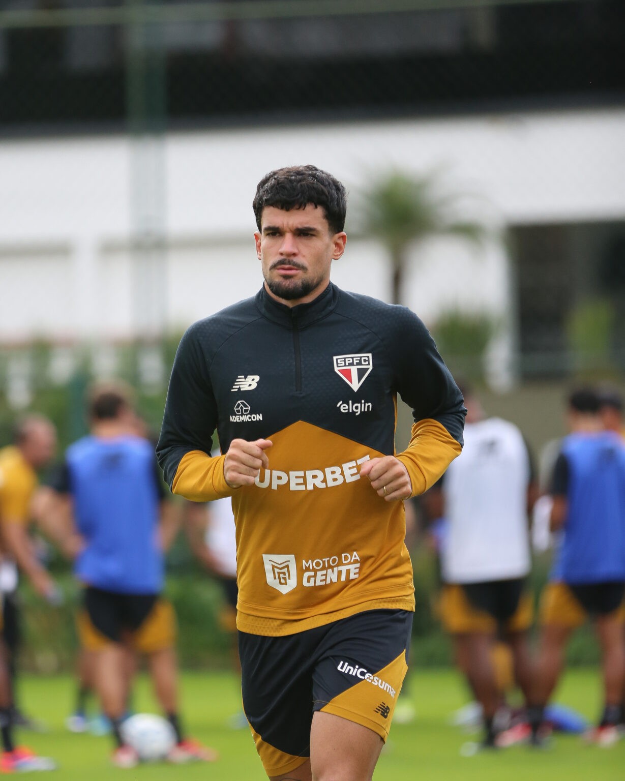 Sem espaço, Cauly faz São Paulo deixar de pagar R$ 3,5 milhões em bônus; entenda
