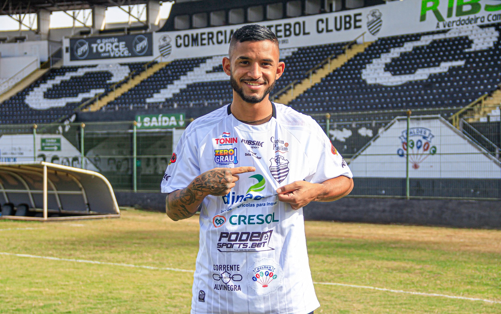 Feliz com recepção no Comercial, Christopher se coloca à disposição de ...