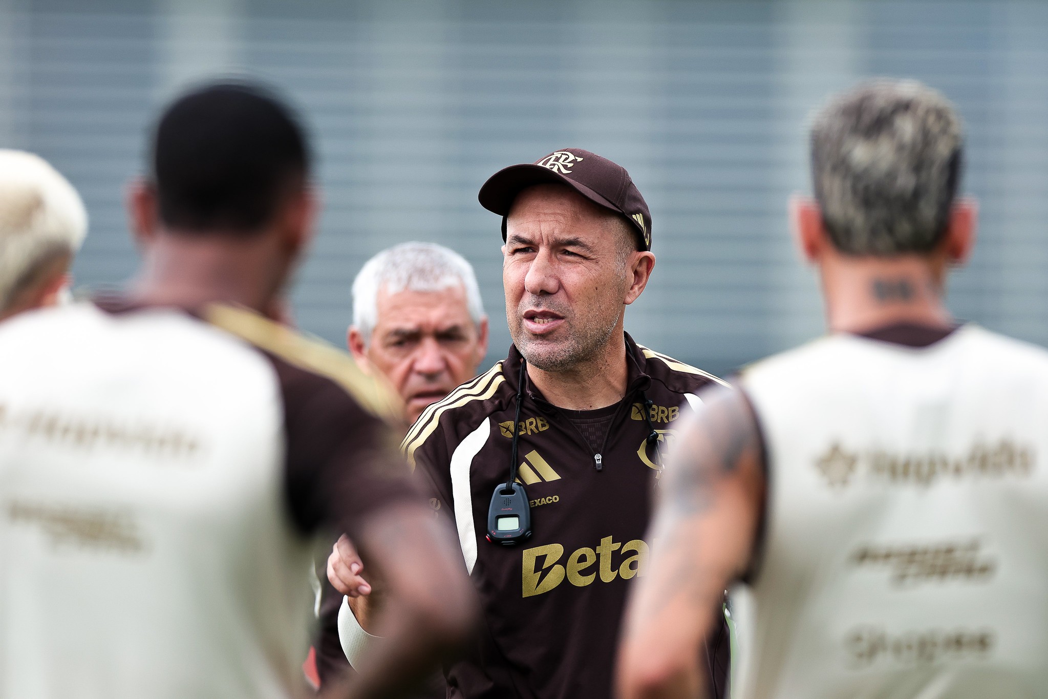 Flamengo Avalia Possíveis Reforços na Janela Interna: O Que Esperar?