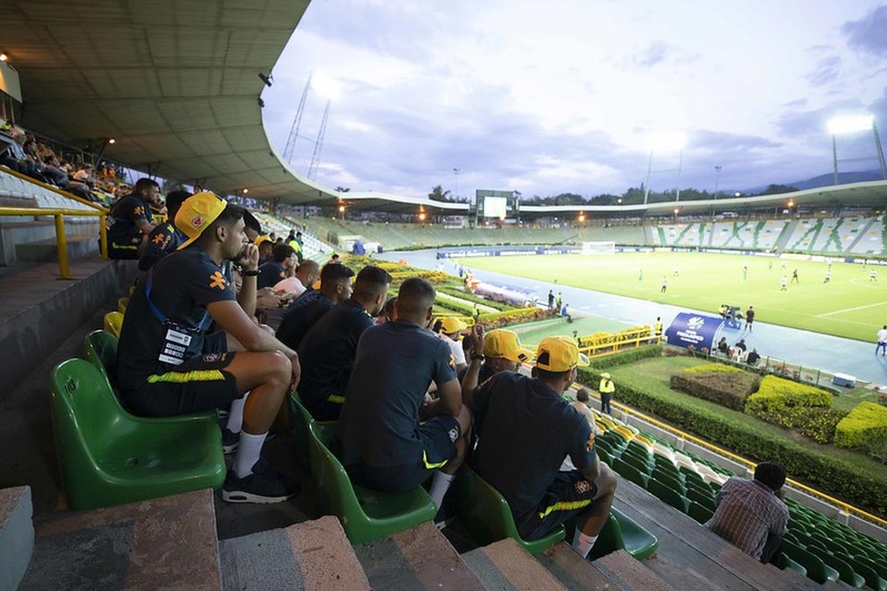 Vinte mil pessoas em Itaquera para ver as Brabas do Corinthians! O país do  futebol de mulheres e de homens, blog do pvc