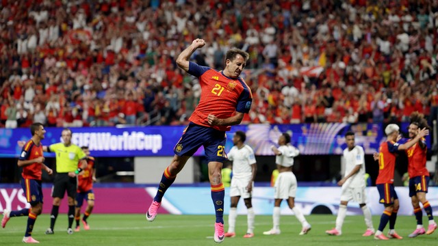 Mikel Oyarzabal marca em Espanha x Ar&aacute;bia Saudita