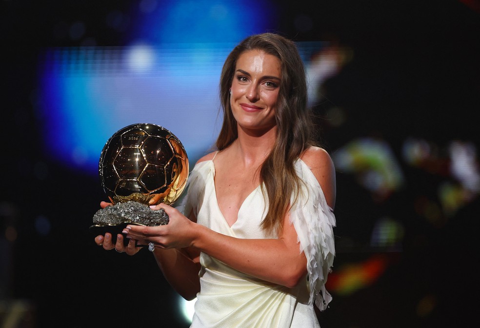 Alexia Putellas vence a Bola de Ouro 2026 — Foto: Matthew Childs