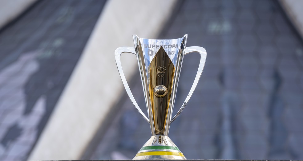 Taça da Supercopa do Brasil — Foto: Divulgação/CBF
