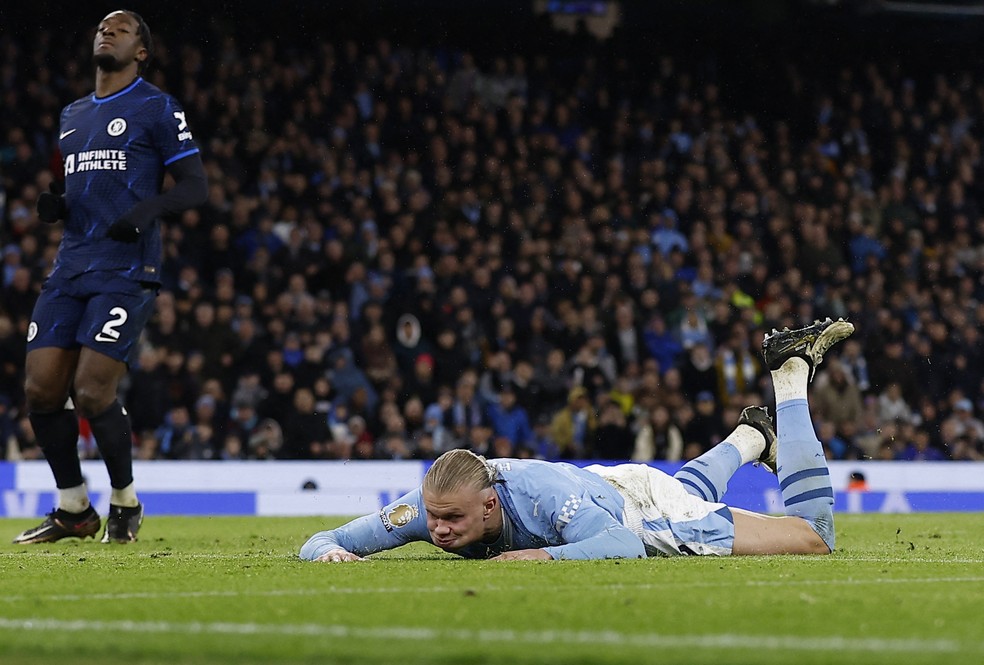 Haaland não teve boa atuação no jogo entre Manchester City e Chelsea — Foto: Reuters