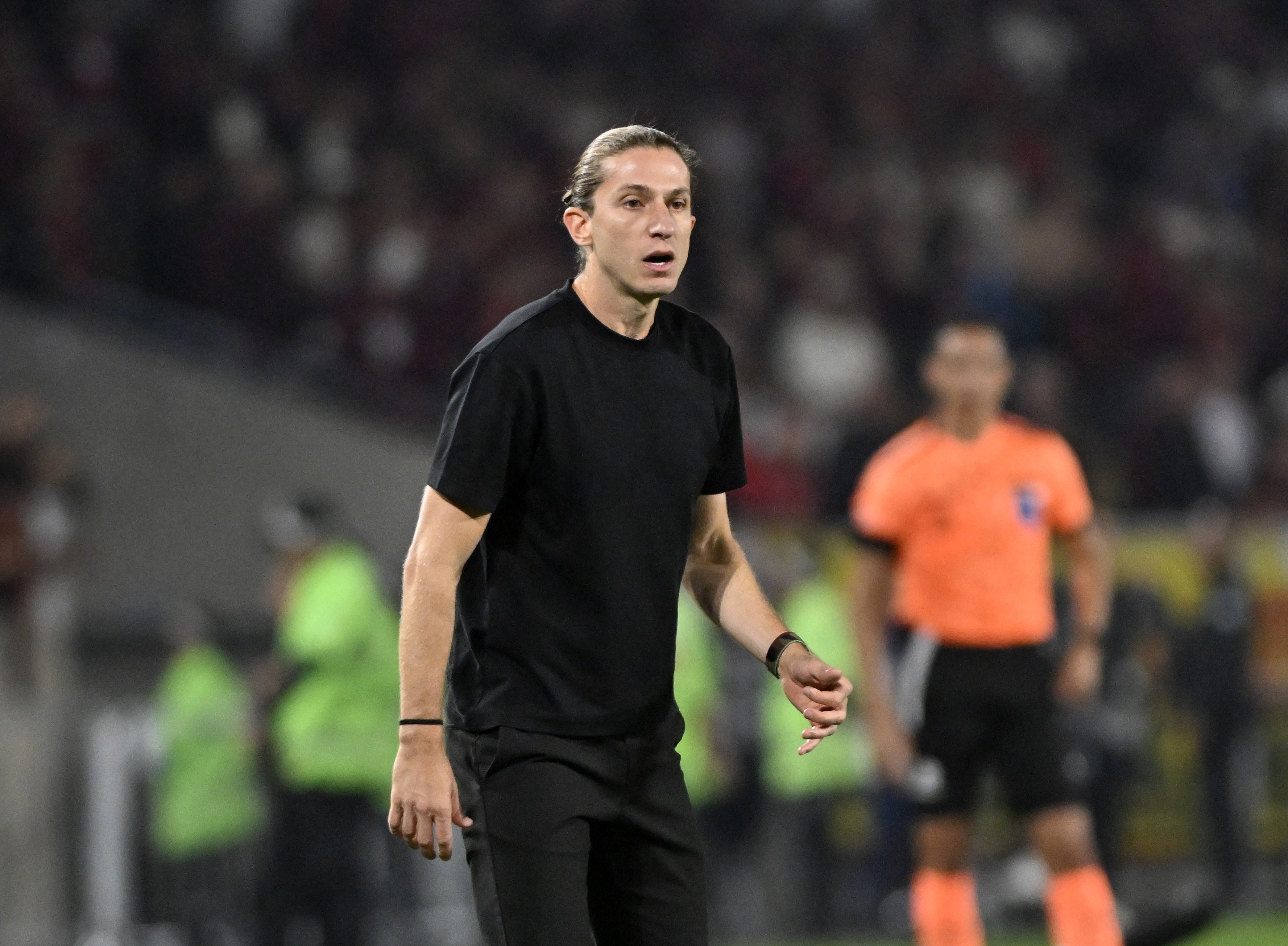Flamengo: 16 formações em 18 jogos, a busca incessante por um time ideal!