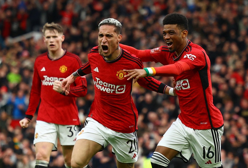 Antony gol Manchester United x Liverpool — Foto: Molly Darlington/Reuters