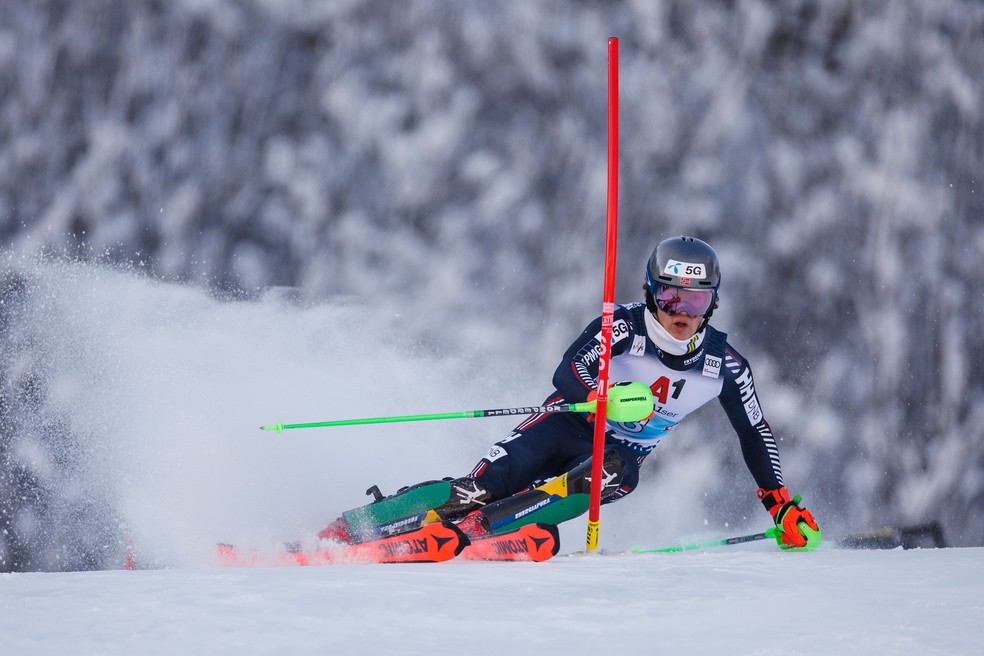 Lucas Braathen em competi&ccedil;&atilde;o na &Aacute;ustria &mdash; Foto: Samo Vidic / Red Bull Content Pool