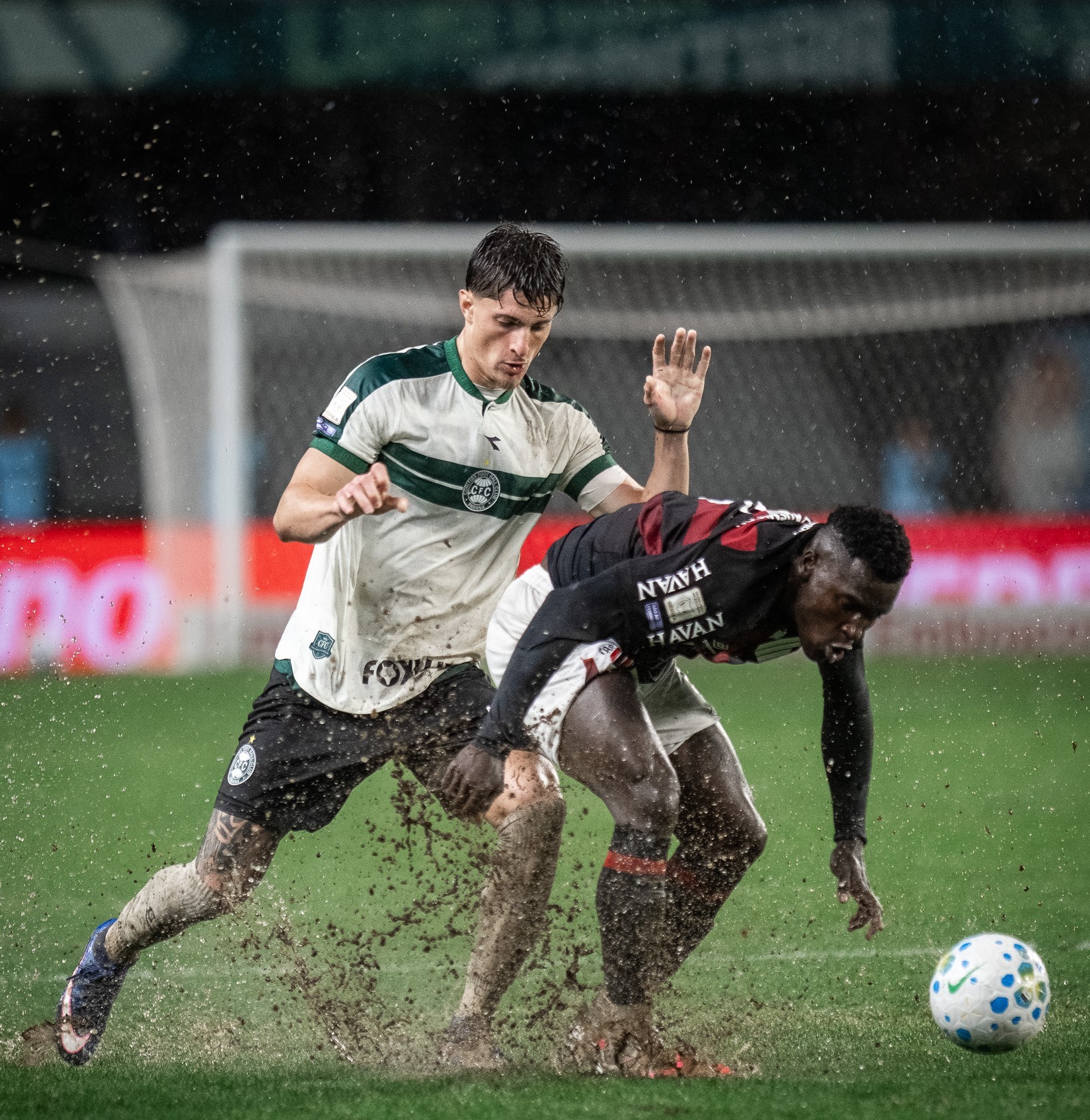 Defesa artilheira: Tiago Cóser e Moledo viram armas do Coritiba