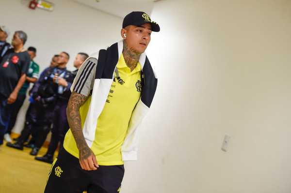 Pulgar do Flamengo cortado de amistosos do Chile por desgaste muscular