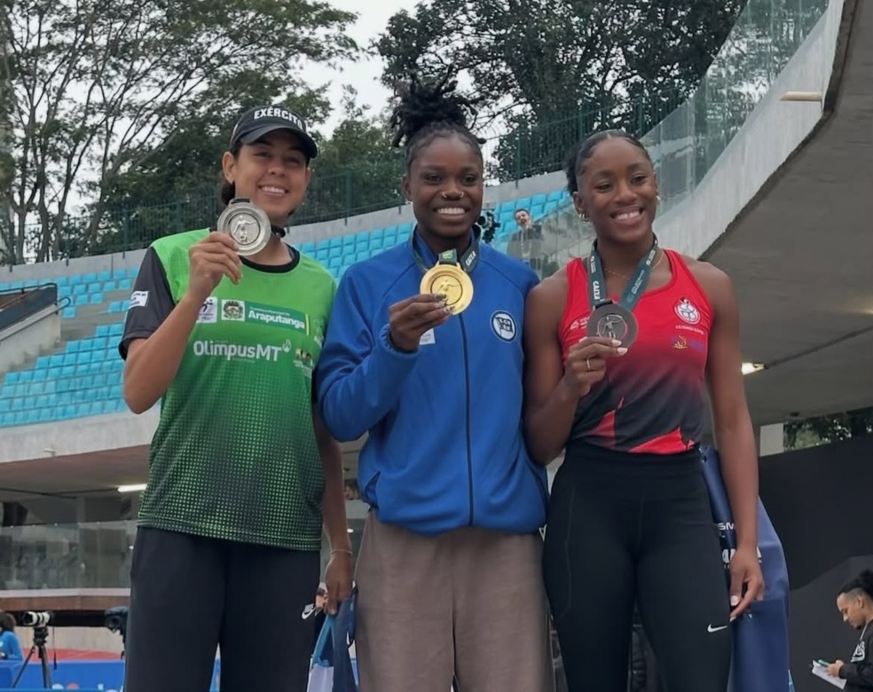 Lissandra Maysa, Nemata Nikiema e Vanessa Sena no Troféu Brasil — Foto: Arquivo pessoal