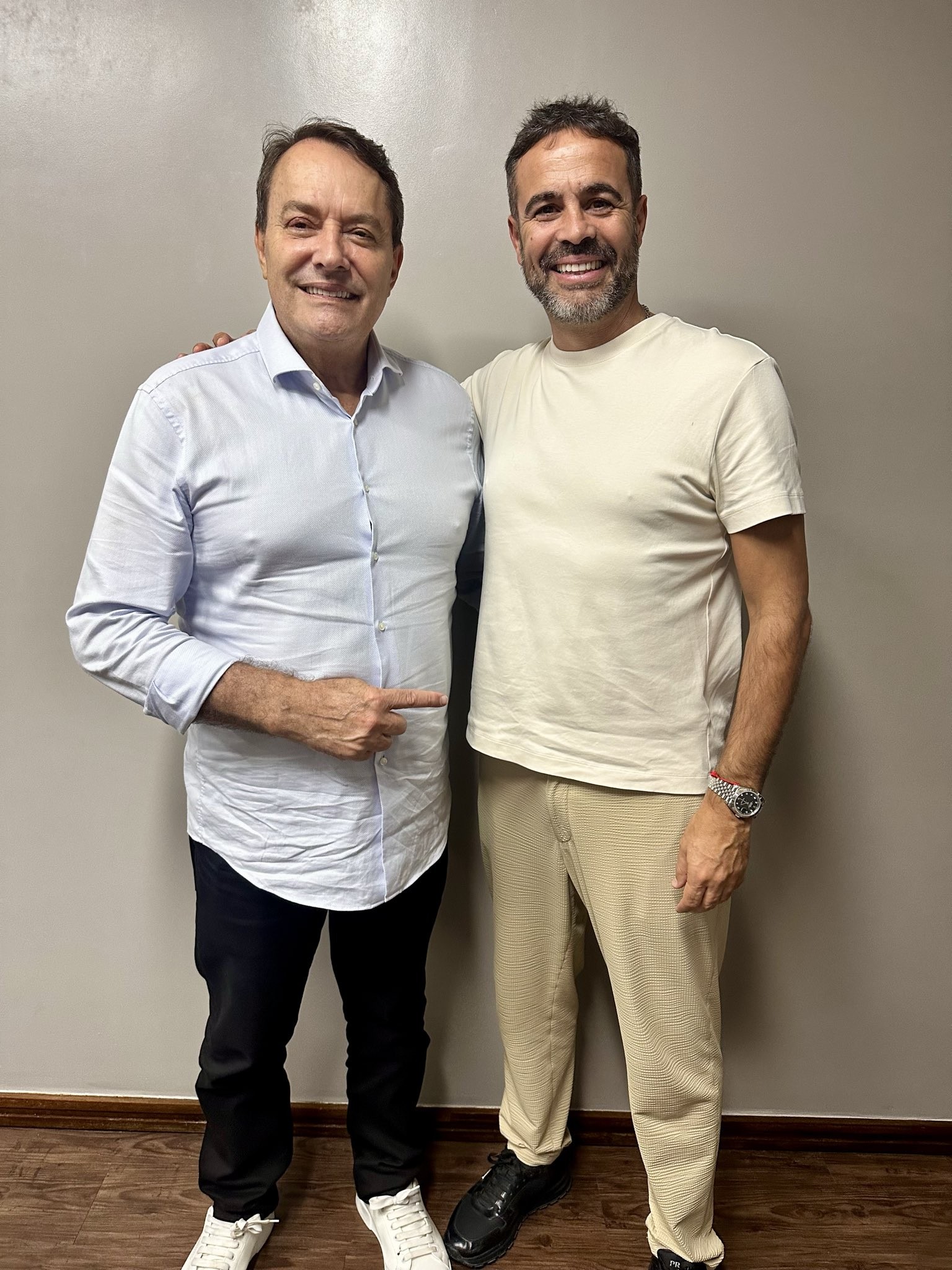 Análise Profunda: O Que Artur Jorge Aprendeu sobre o Elenco do Cruzeiro Antes do Anúncio