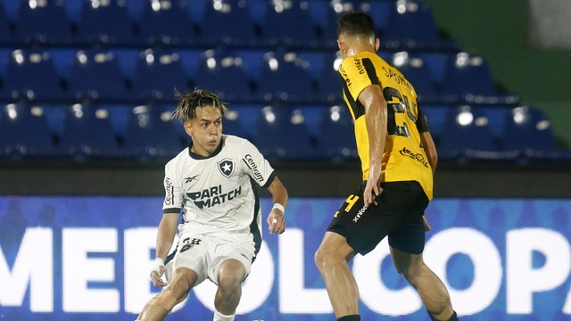 Matías Segovia Segovinha Botafogo contra Guaraní-PAR