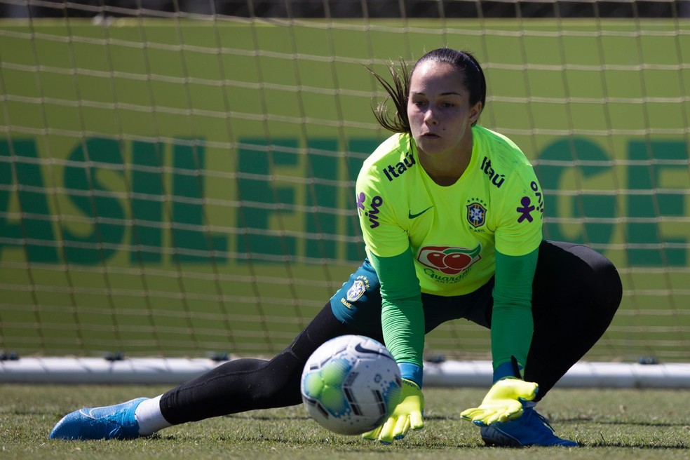 Goleira Nicole Ramos em treino da Seleção Brasileira — Foto: Lucas Figueredo/CBF