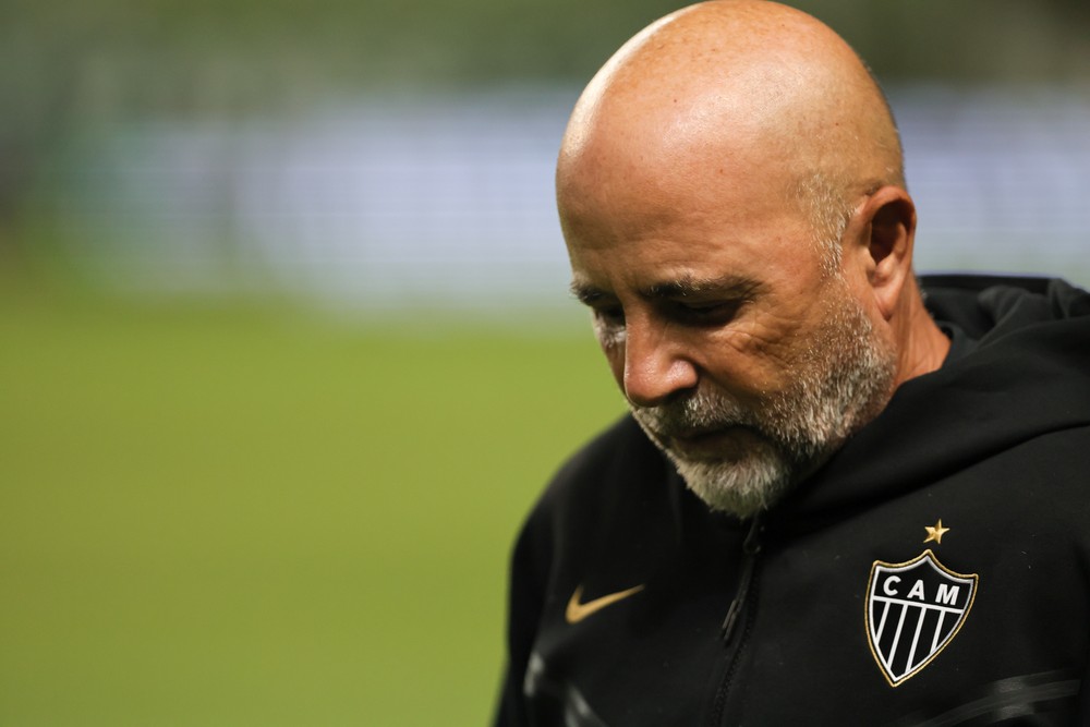 Jorge Sampaoli deixa o comando do Atlético-MG após início irregular de temporada