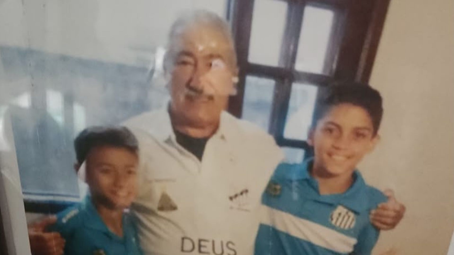 Conheça Seu Ratinho, o vovô que vendia queijo na Vila e criou dupla de Ancelotti