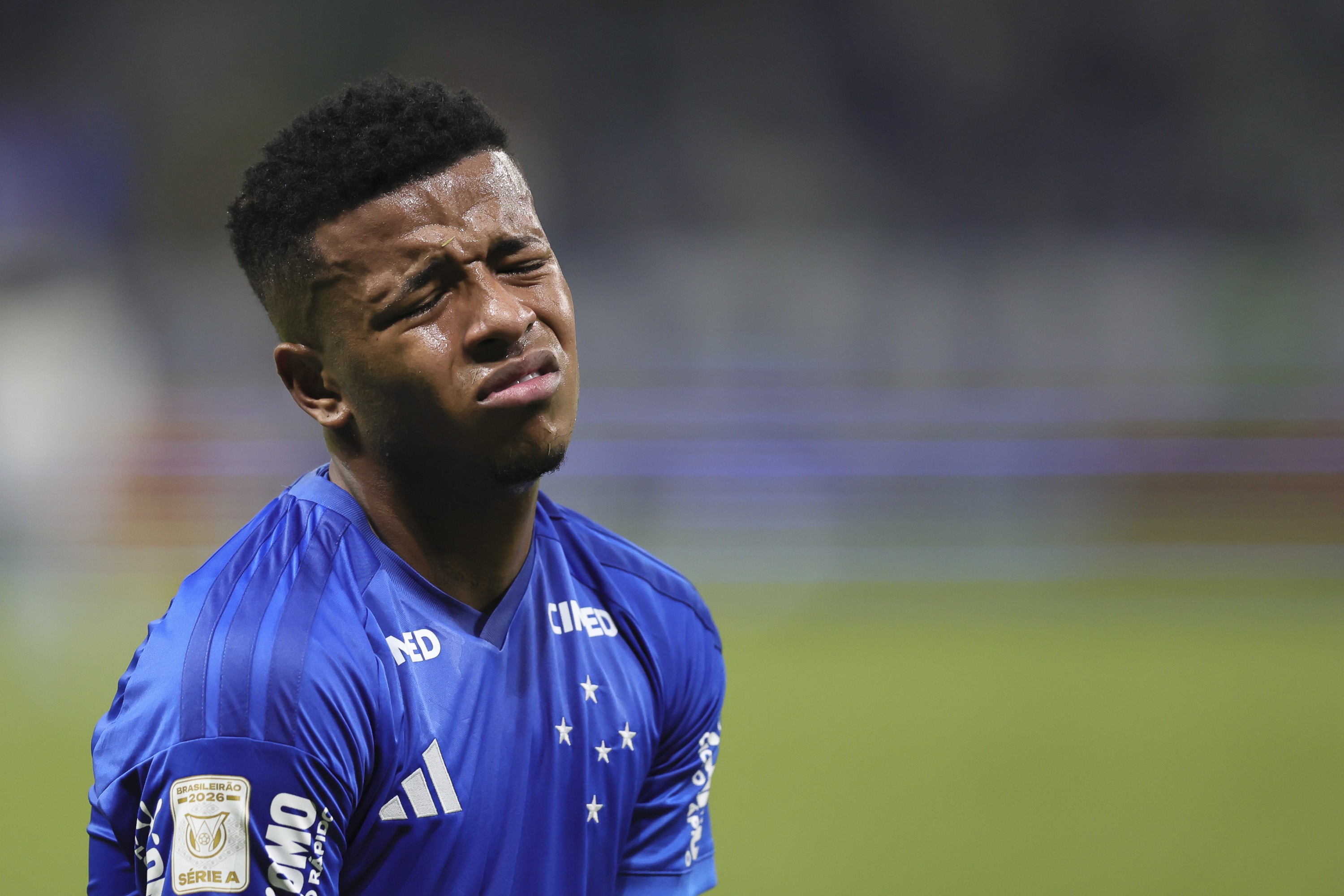 Cruzeiro sofre revés no clássico e vê Atlético-MG reforçar domínio tático com vitória convincente