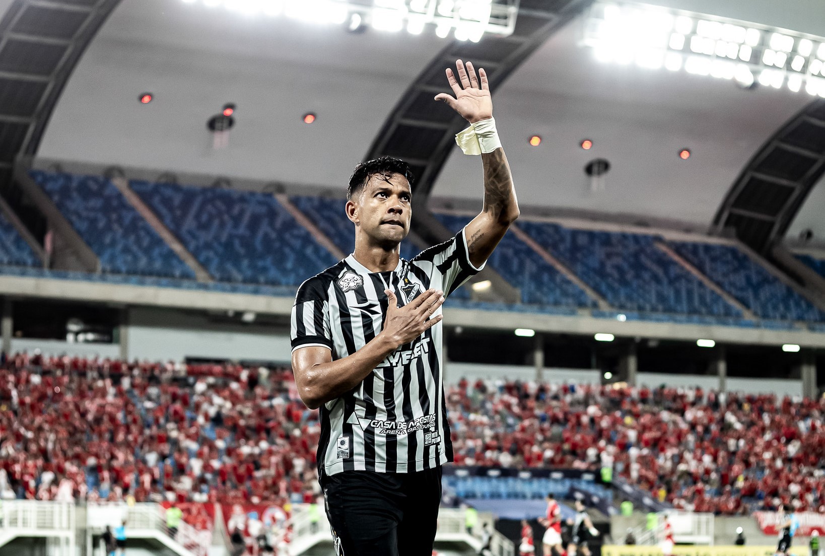 Wallyson chega a 104 gols pelo ABC e reforça posto de carrasco do América-RN