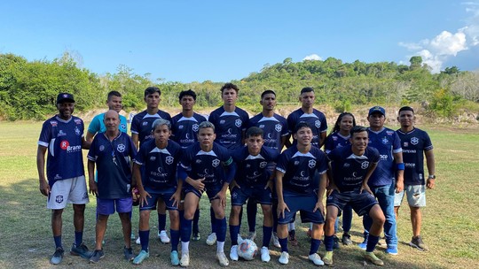 Jogadores do São Francisco comemoram goleada por 7 a 1site aposta presidenteduelo contra o Perema no Campeonato Santareno Sub-20