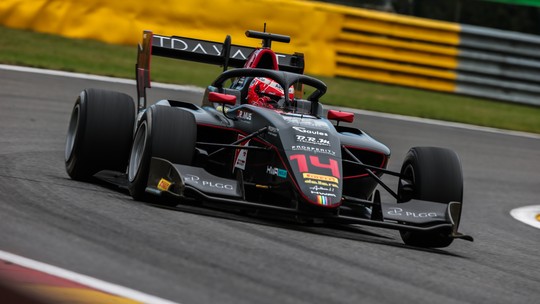 F2: Enzo Fittipaldi é 3º na Hungria; Doohan vence a corrida