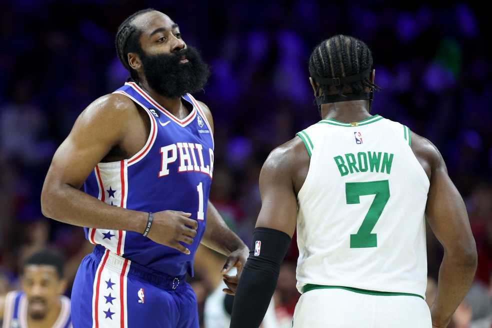Boston Celtics quebra recorde de cestas de 3 pontos em triunfo