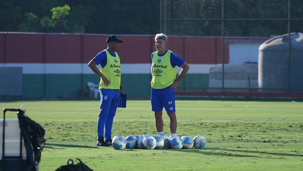 Renato em treino do Grêmio no CT do Fluminense — Foto: GUILHERME TESTA/GREMIO FBPA