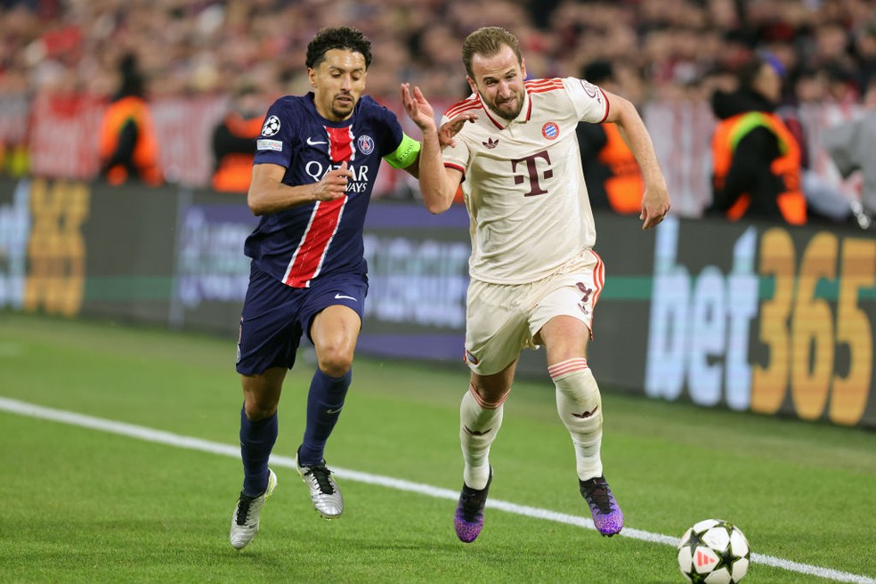 Elencos de PSG e Bayern de Munique juntos custaram R$ 7 bilhões — Foto: Marcel Engelbrecht / Getty Images