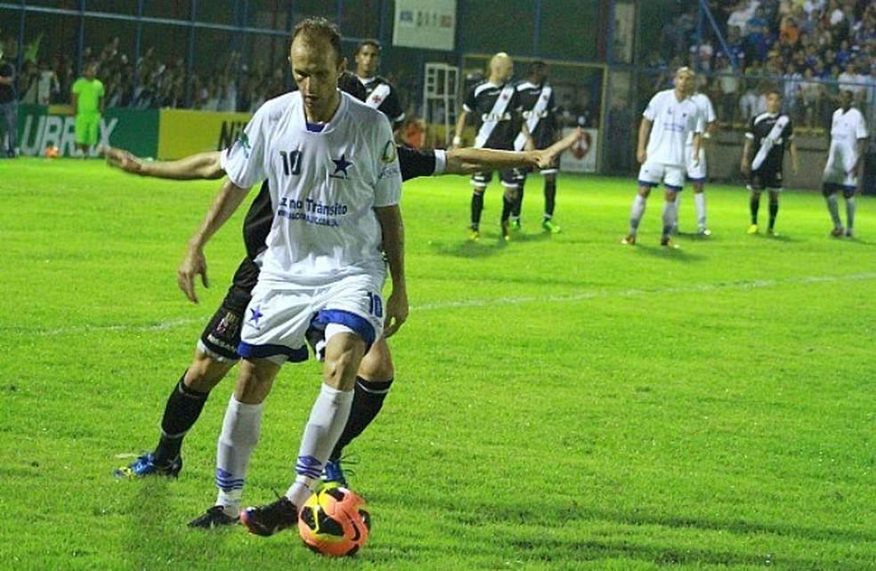 Danilo Rios marcou contra o Vasco na Copa do Brasil &mdash; Foto: Frank Cunha