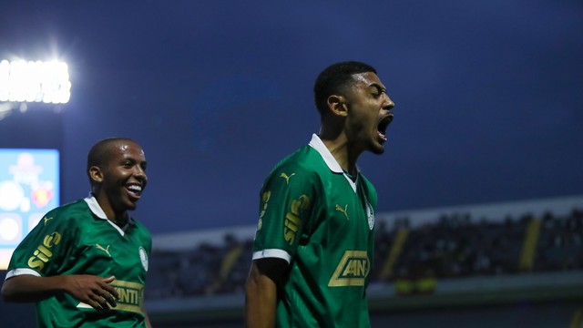Riquelme Fillipi comemora gol do Palmeiras na Copinha