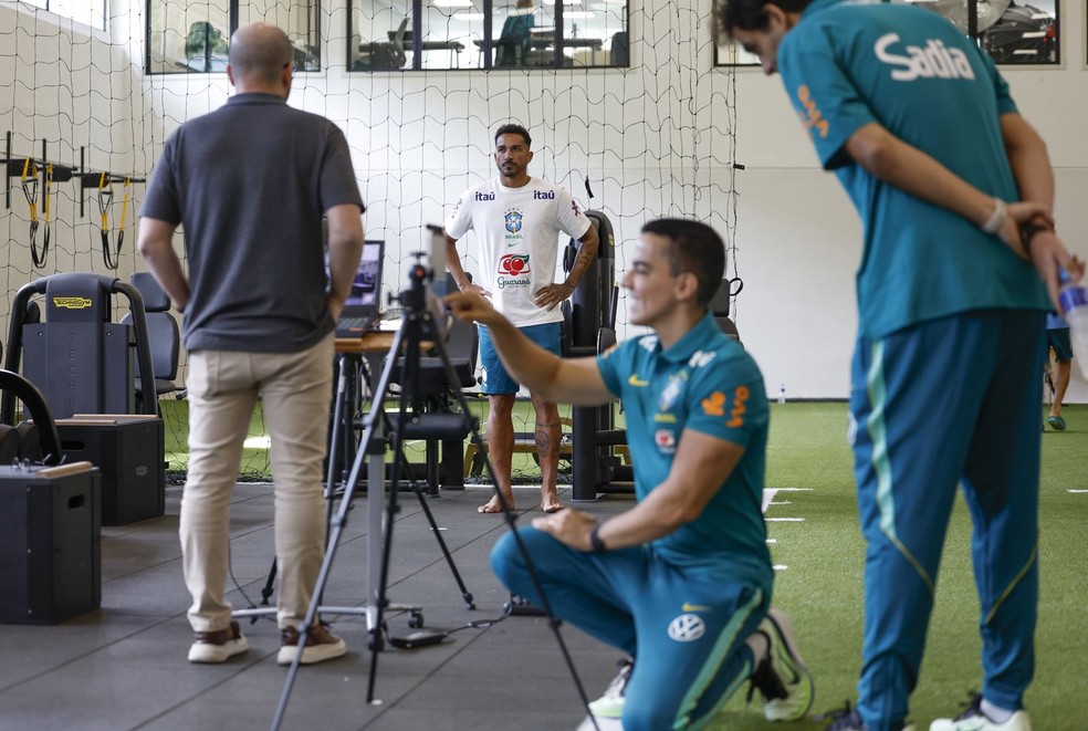 Jogadores da Seleção na Granja Comary — Foto: Rafael Ribeiro / CBF