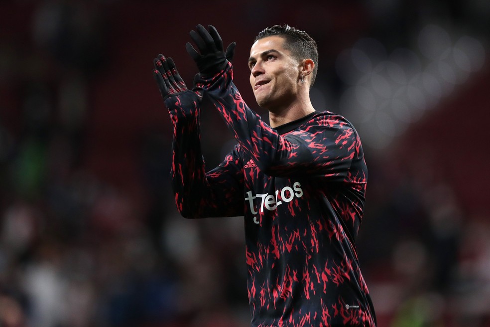 Guardiola fala de cl ssico com United e rasga elogios a CR7