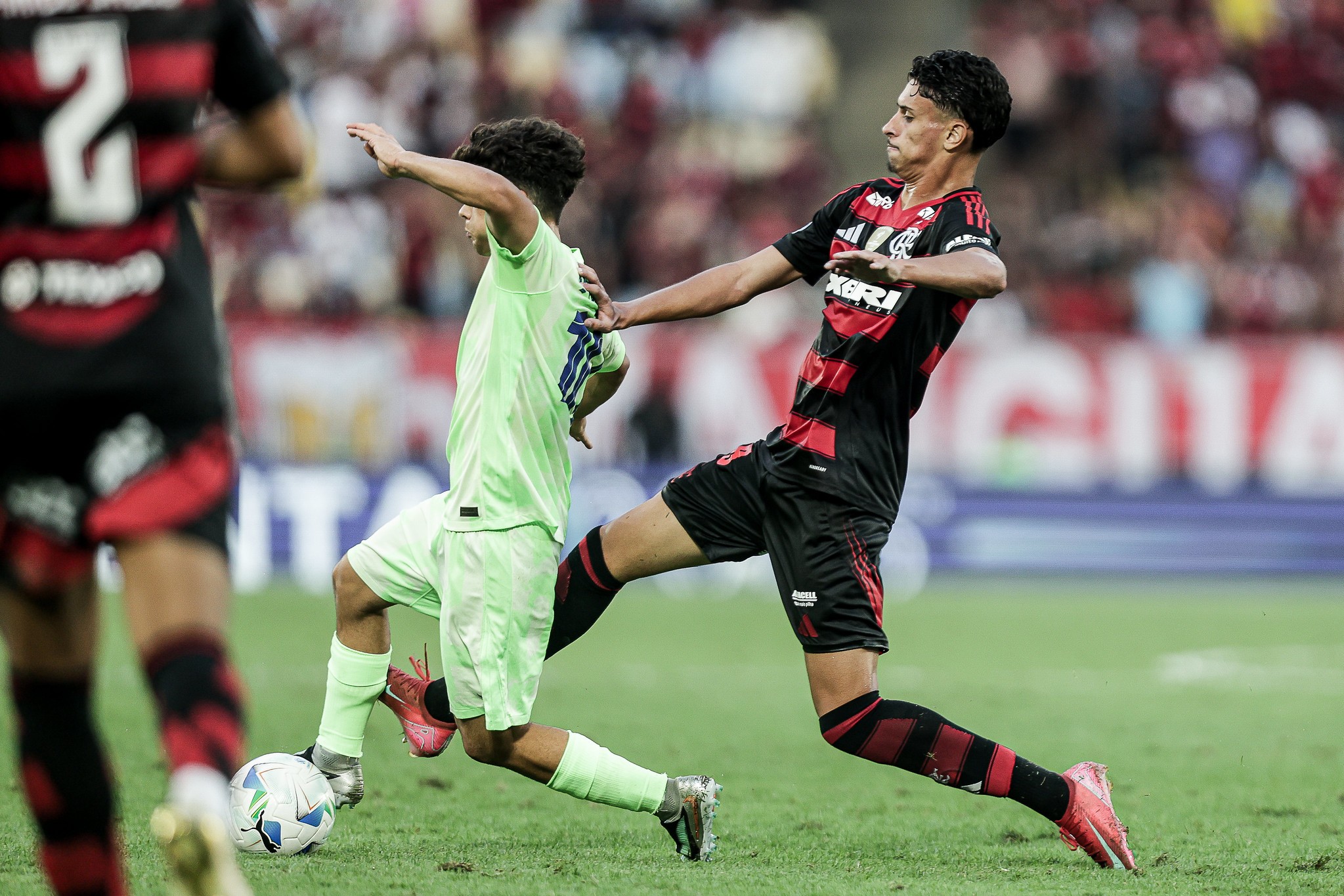 Imprensa espanhola comenta derrota do Barcelona para o Flamengo na base com surpresa