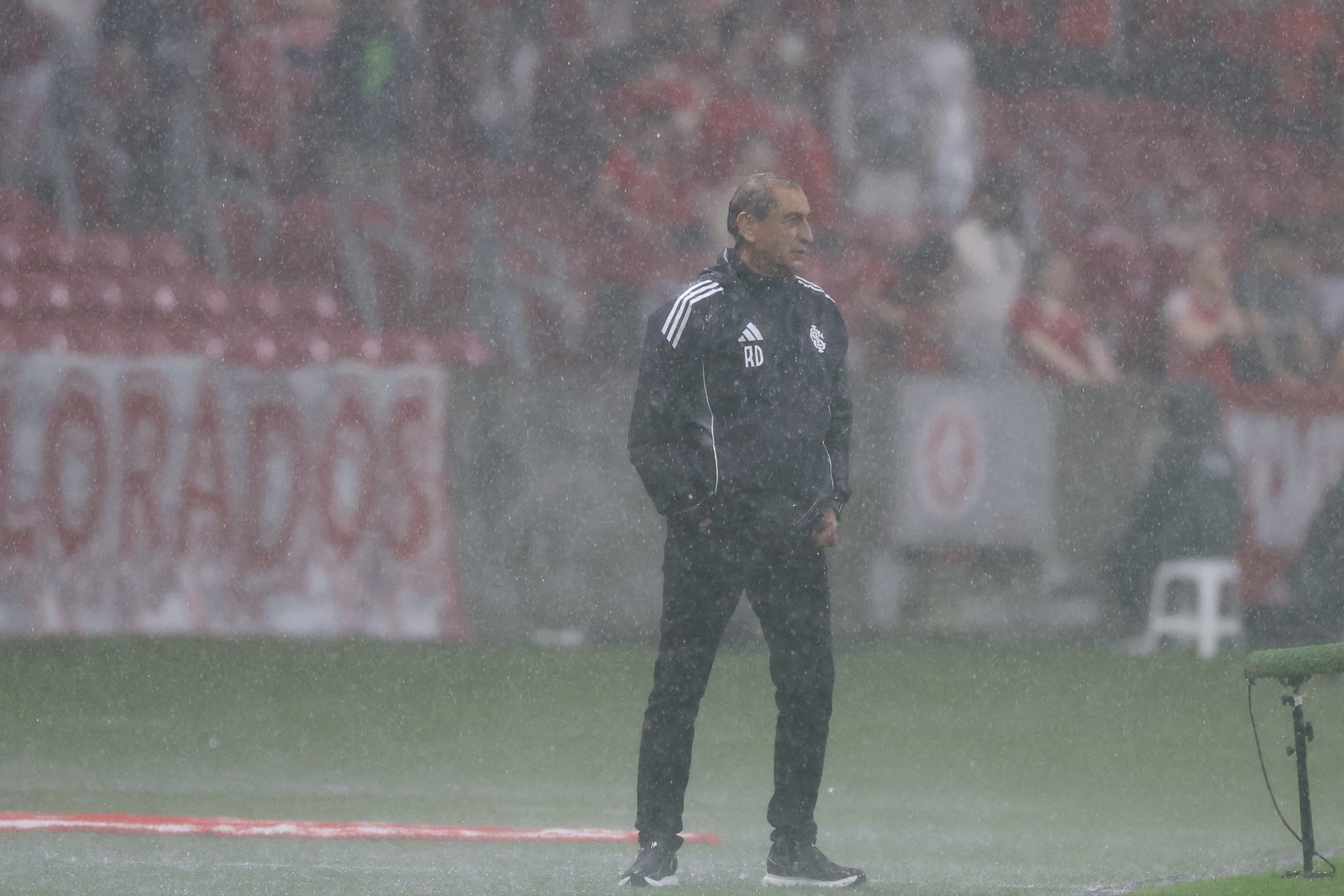 Ramón Díaz e Emiliano veem grupo aliviado após a vitória