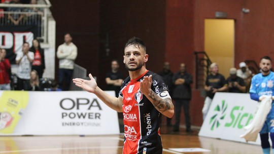 Joinville vence Corinthians e assume a vice-liderança da LNF