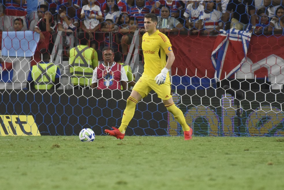 Rafael Cabral em Fortaleza x Cruzeiro — Foto: Staff Images / Cruzeiro