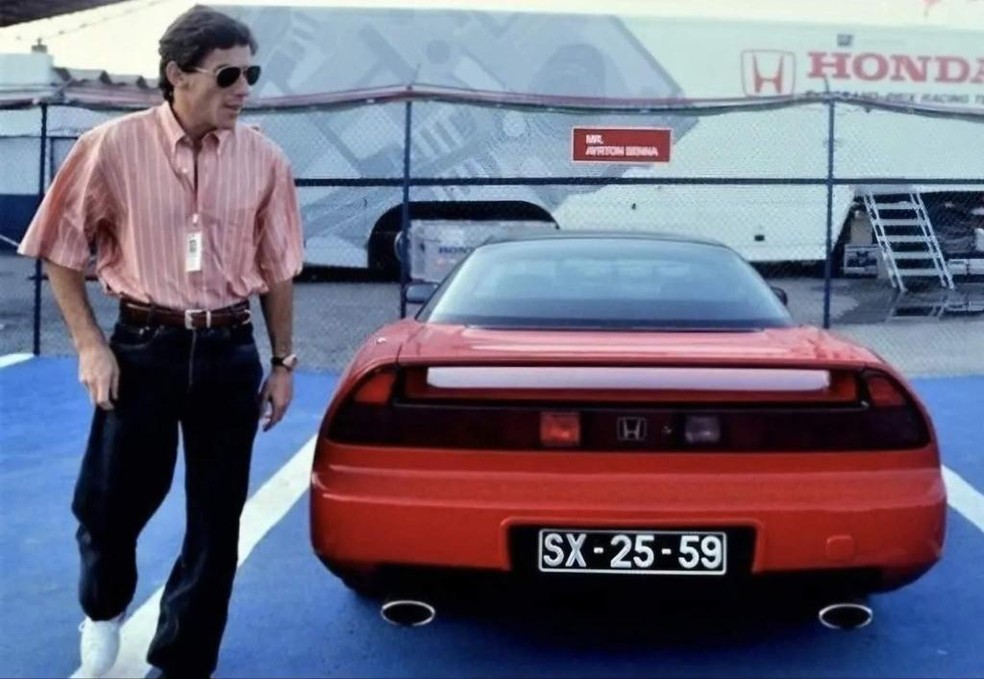 Ayrton Senna ganhou Honda NSX da montadora que forneceu motores para a McLaren em 1991 — Foto: Divulgação/Auto Trader