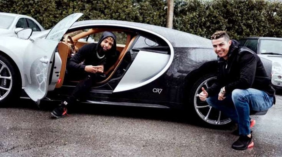 Bugatti Chiron é uma das joias que integram a coleção do craque — Foto: Reprodução Instagram