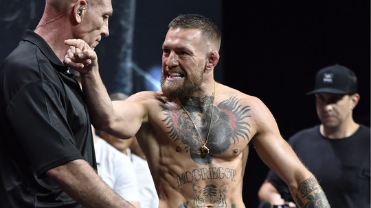 Treinador se anima com volta de McGregor: “Mais afiado que nunca” - Foto: (Mike Roach/Getty Images)