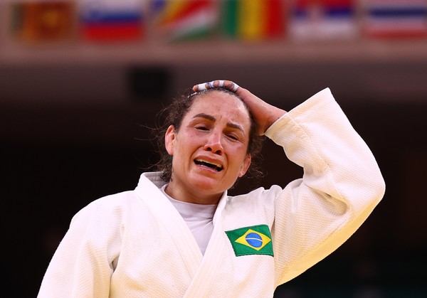 Brasileiros perdem na estreia da luta olímpica em Tóquio e estão eliminados